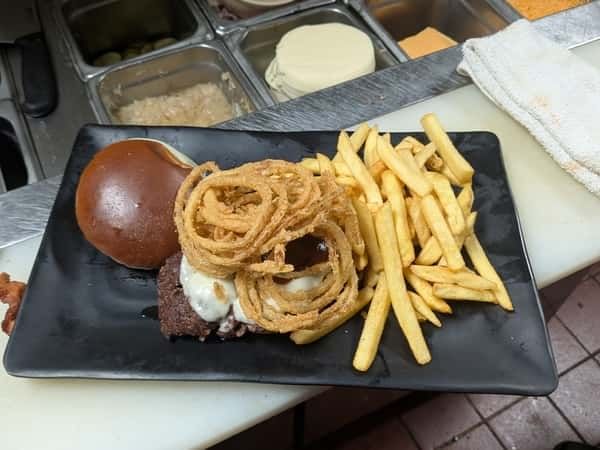 Ol' Hickory Burger
