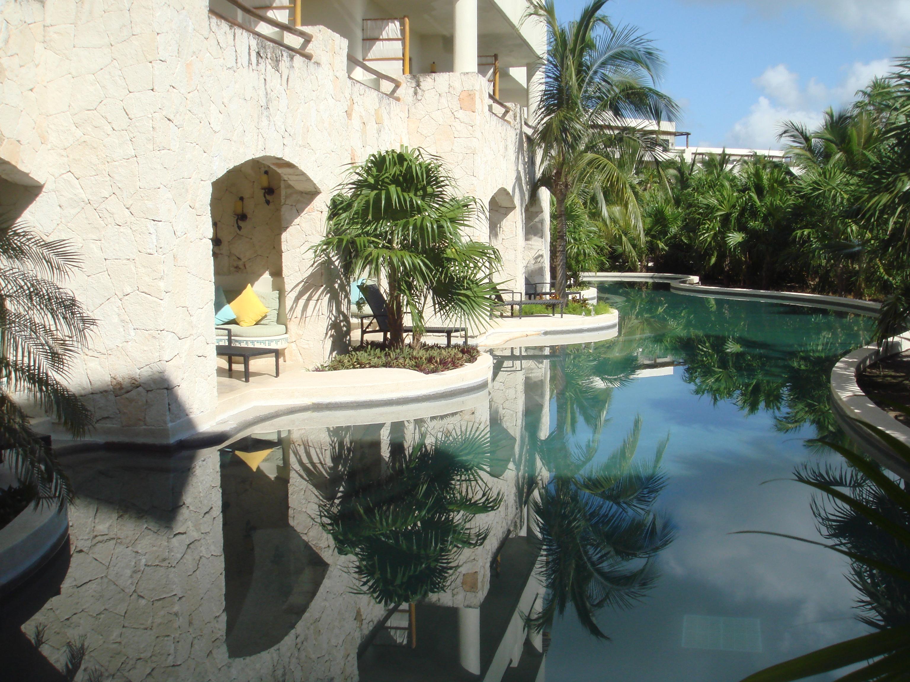 Secrets Maroma Beach Riviera Cancun Mexico all-inclusive resort swim out category popular for Honeymoon packages