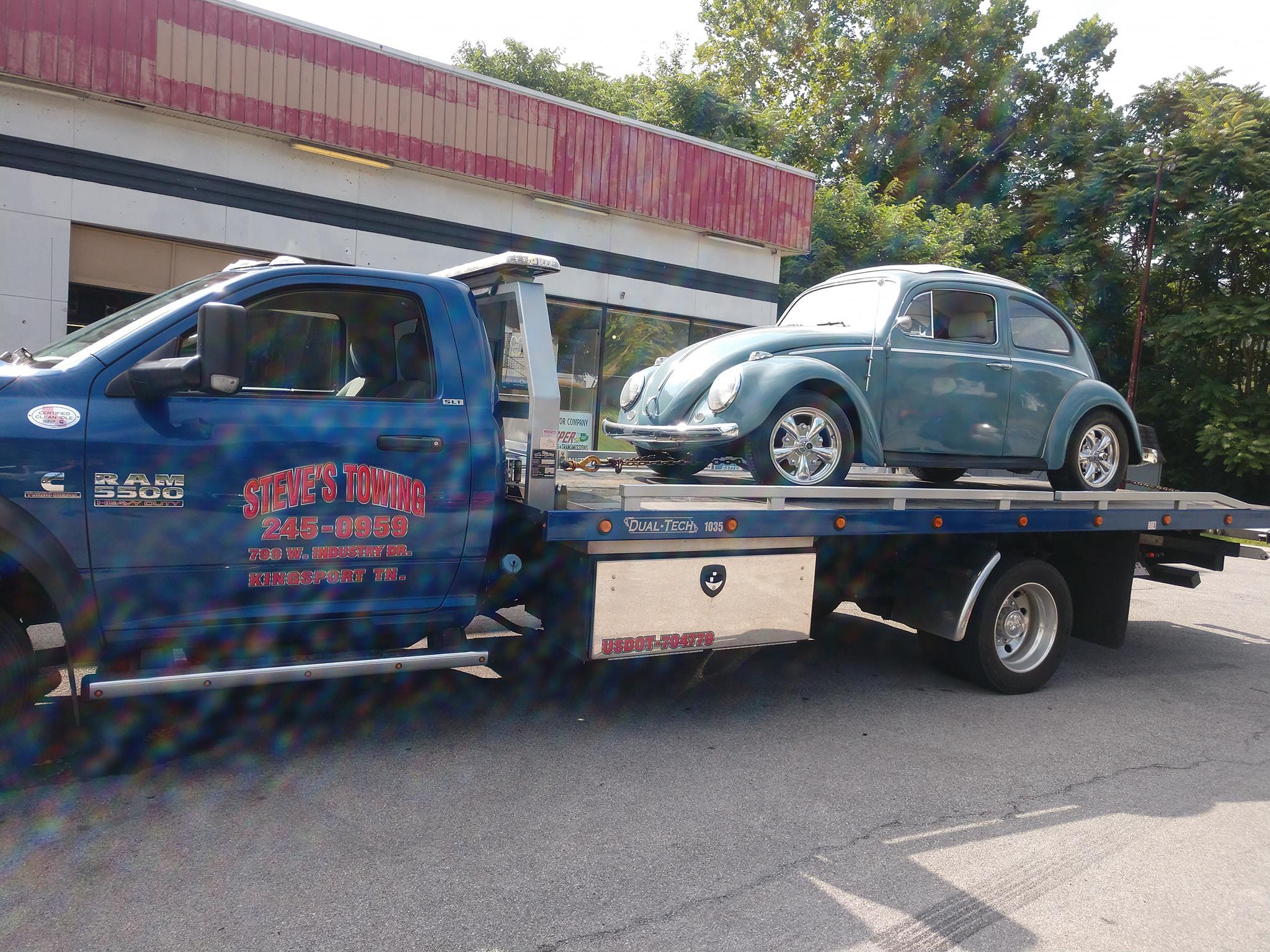 Steve's Towing Photo