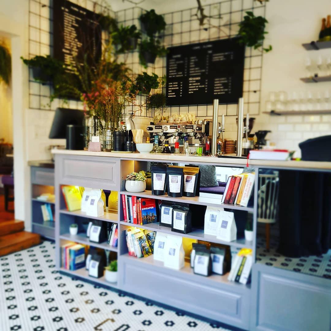Bilder Cafe Flora