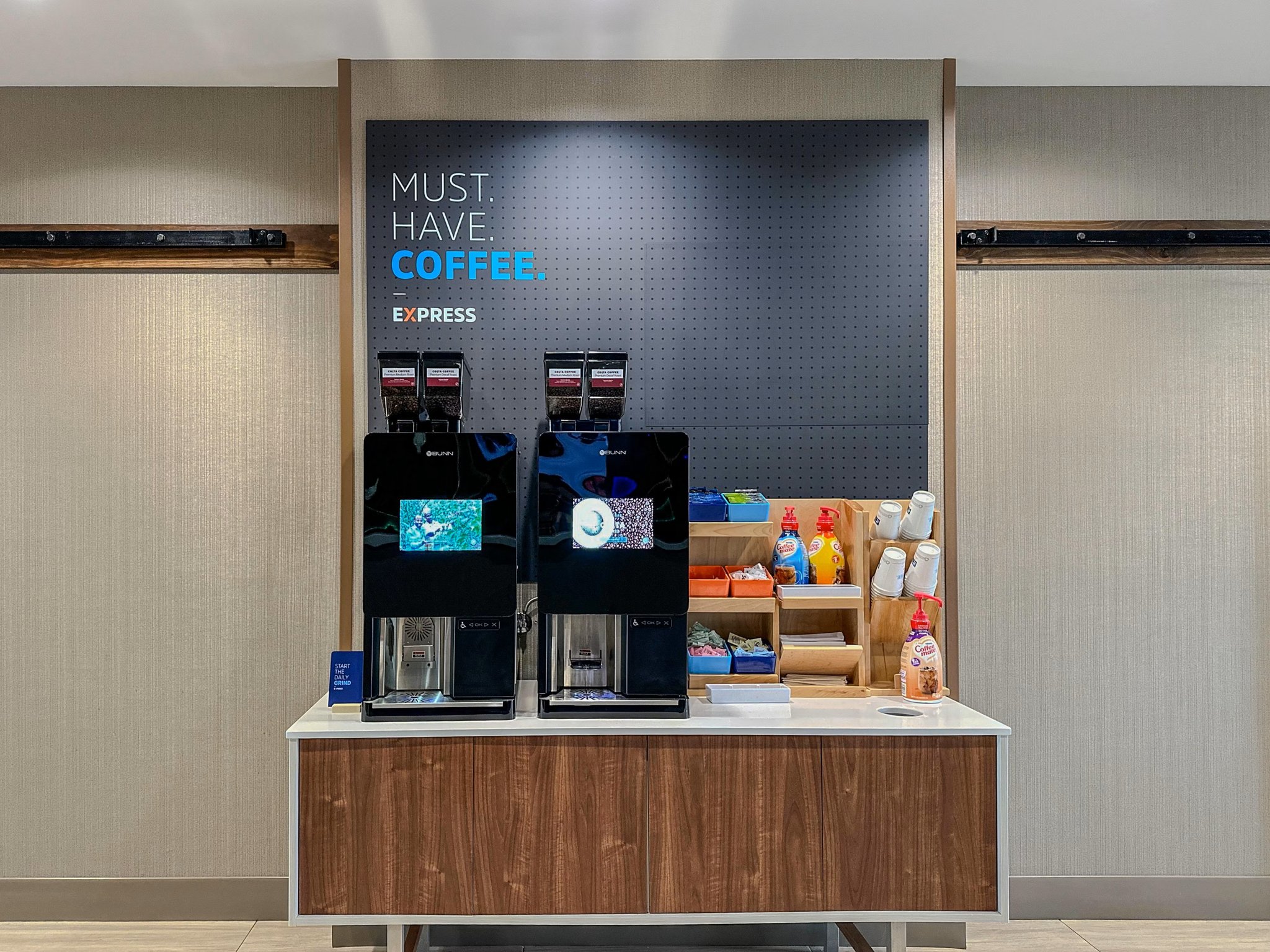 Holiday Inn Express & Suites Charlotte Southeast - Matthews by IHG Image