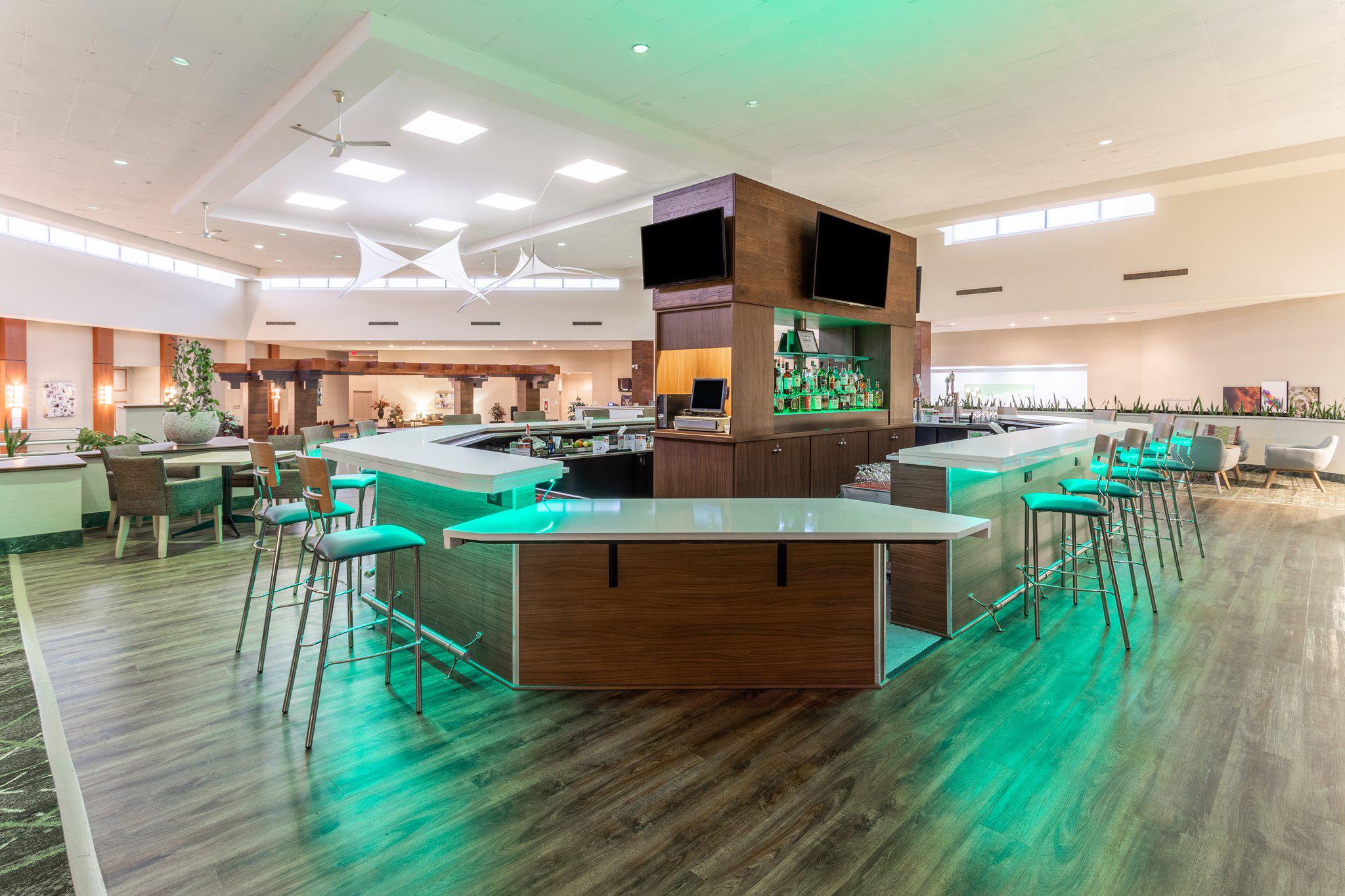 Holiday Inn Philadelphia South-Swedesboro Photo