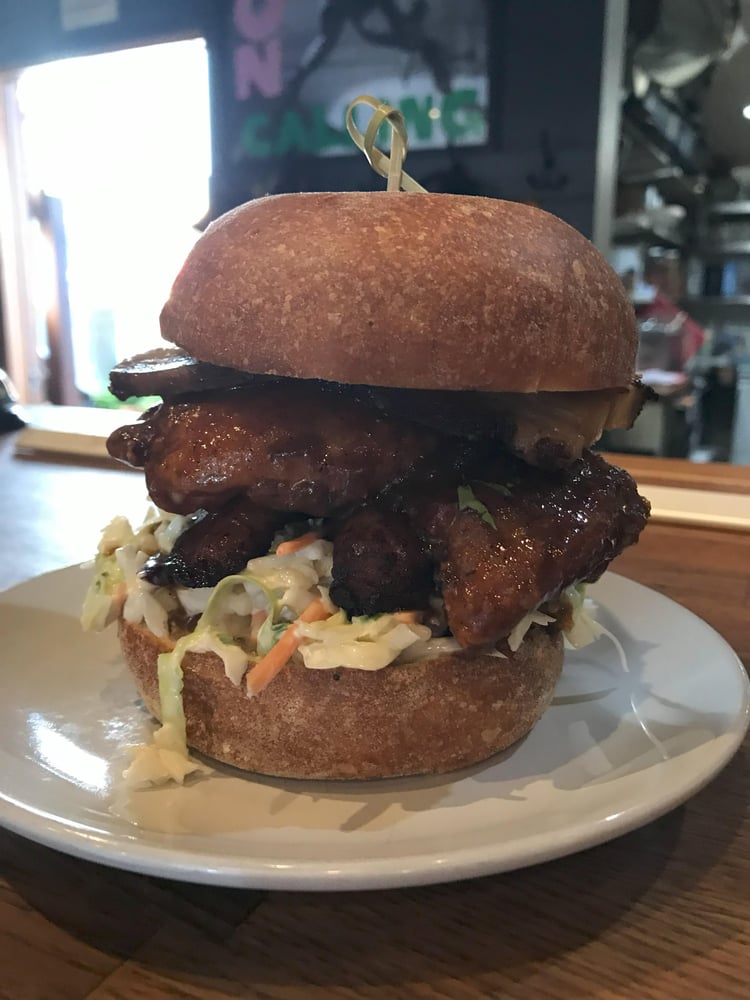 Caribbean Jerk Chicken Sandwich (bold-spicy)