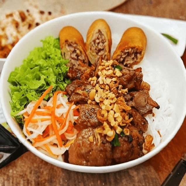 49. Vermicelli with Grilled Beef Rolls / Bún Bò Lụi