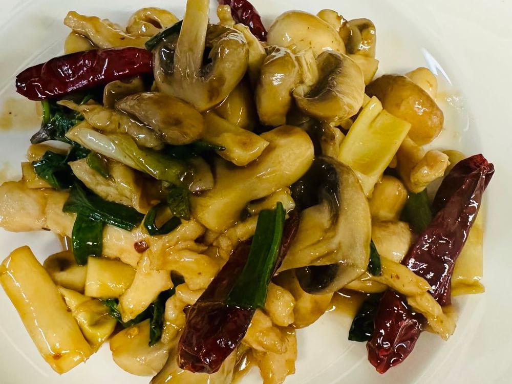 Thai Garlic Lunch