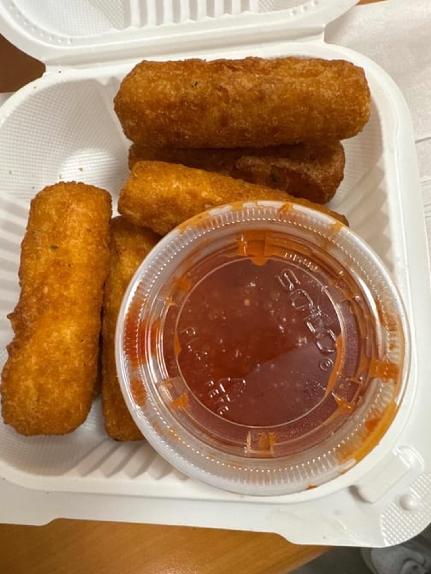 6 Pieces Mozzarella Sticks