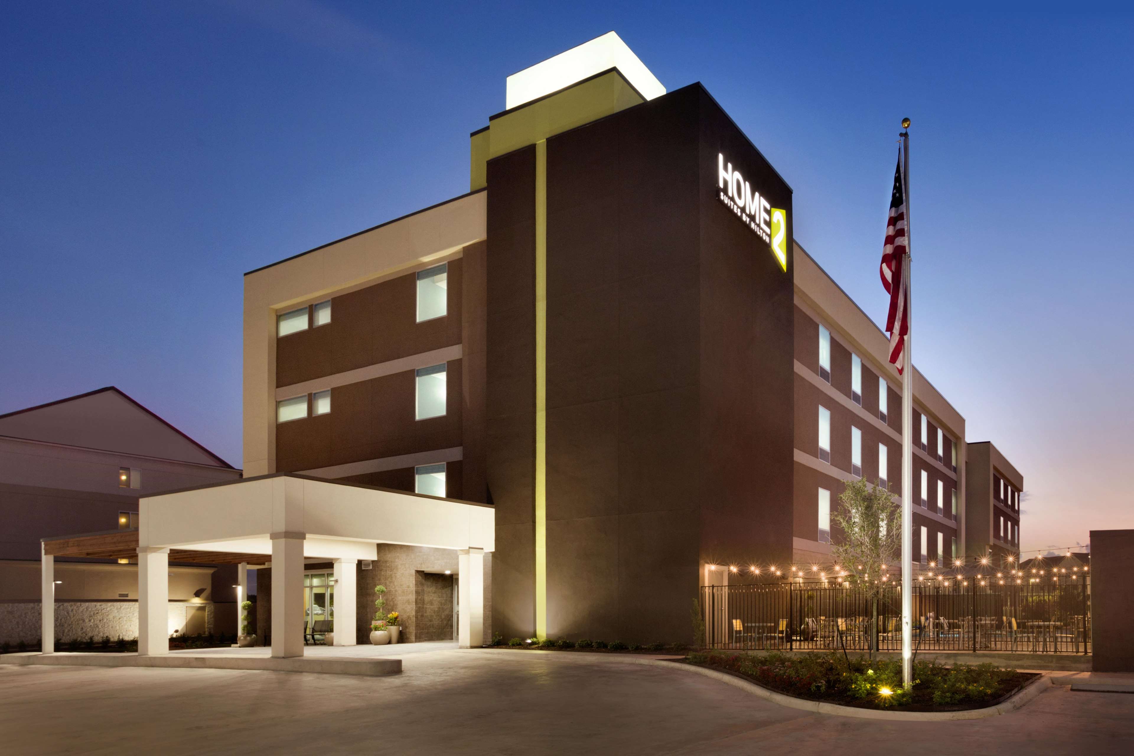 Home2 Suites by Hilton Houston/Webster Photo