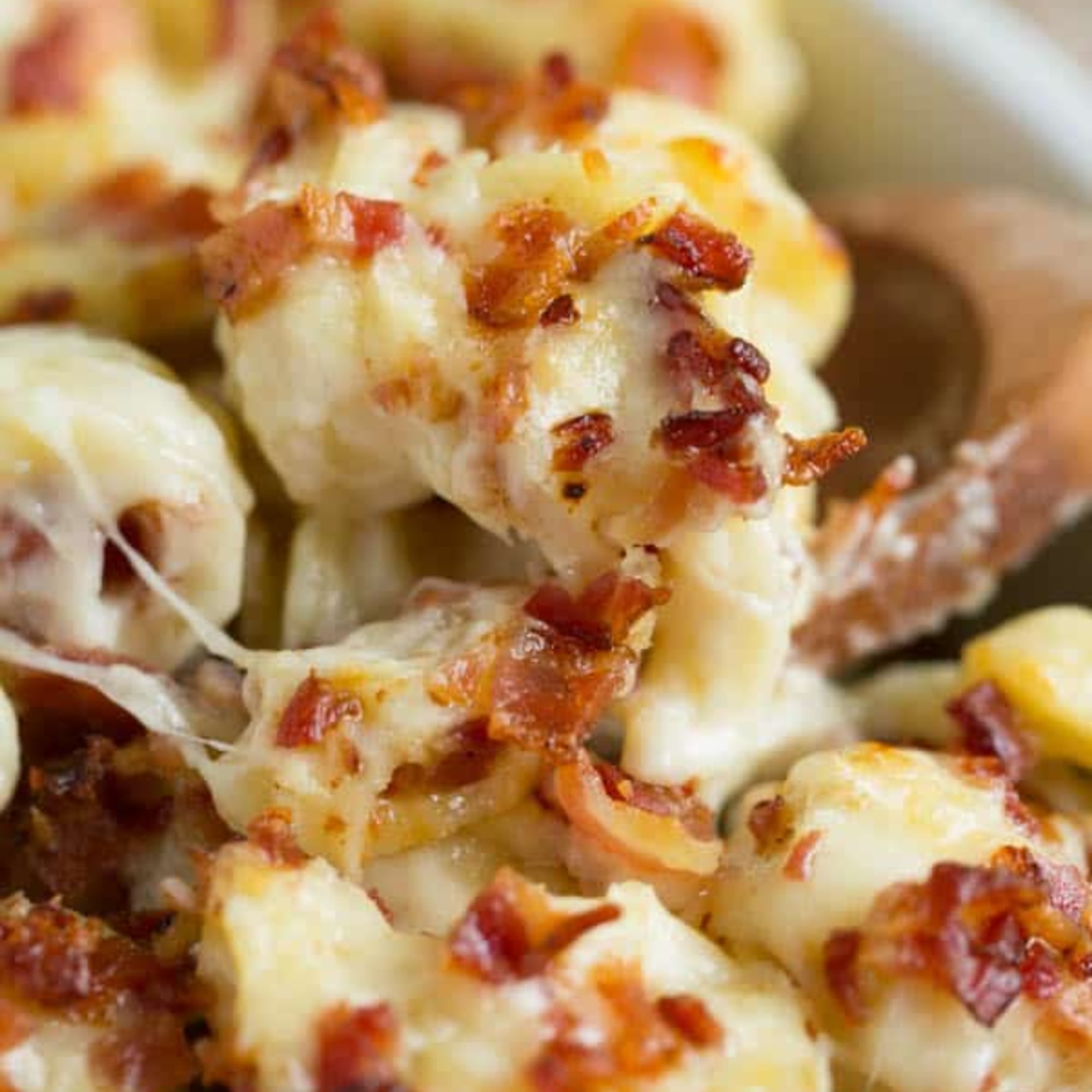 Baked White Cheddar Bacon Mac & Cheese