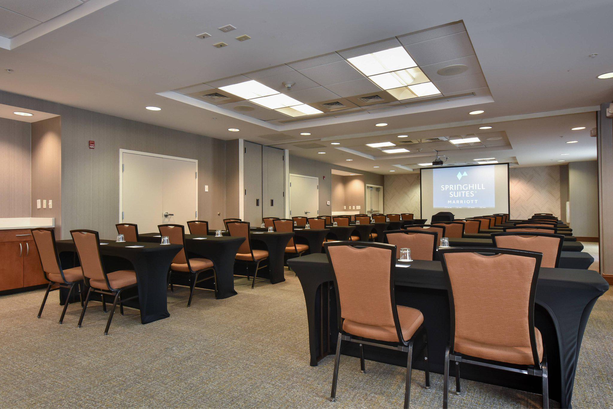 SpringHill Suites by Marriott Columbia Downtown/The Vista Photo