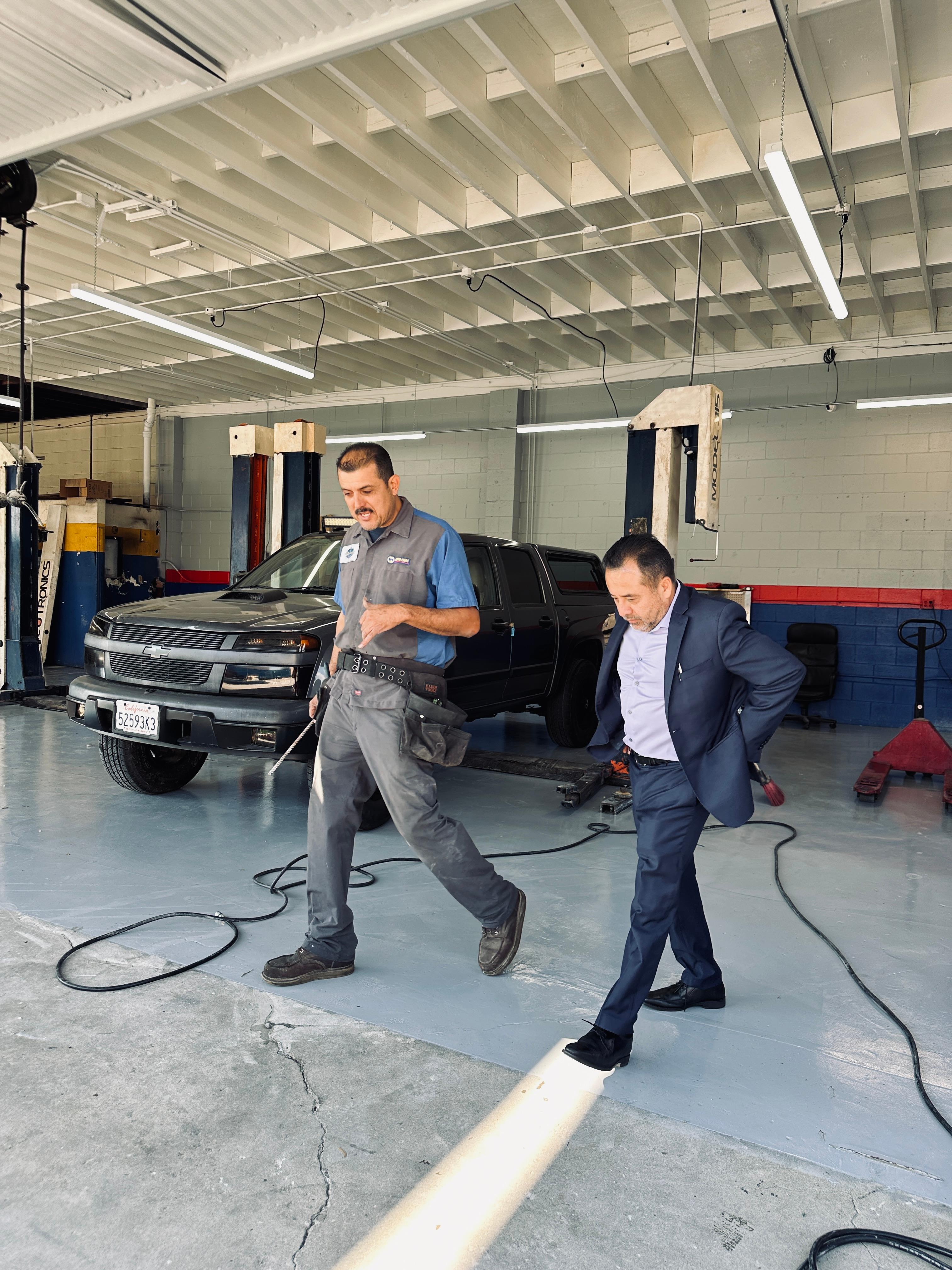 Raven's Auto Repair Image