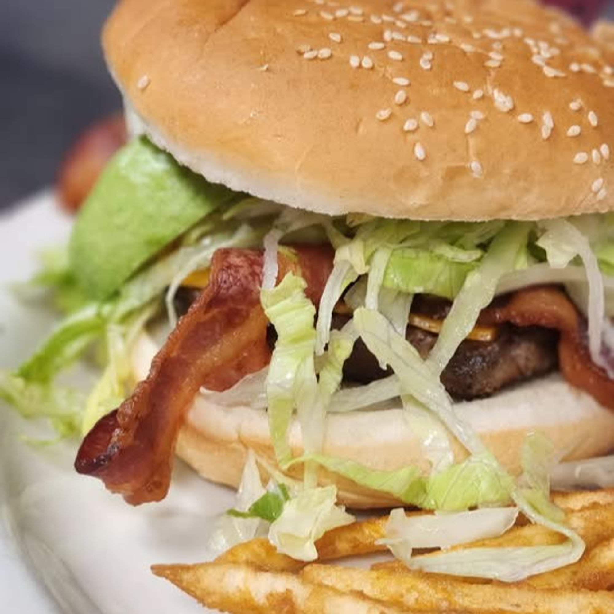 Deluxe Burger