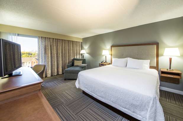 Images Hampton Inn Philadelphia-International Airport