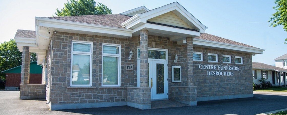 Images Centre Funéraire Desrochers & Oligny Ltée