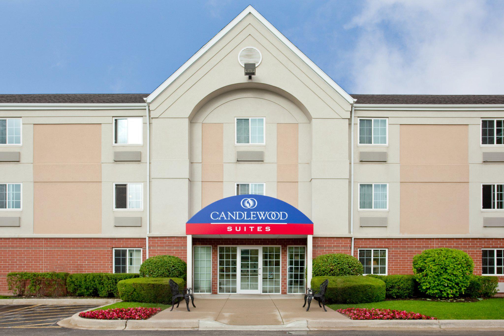 Candlewood Suites Chicago/Libertyville Photo