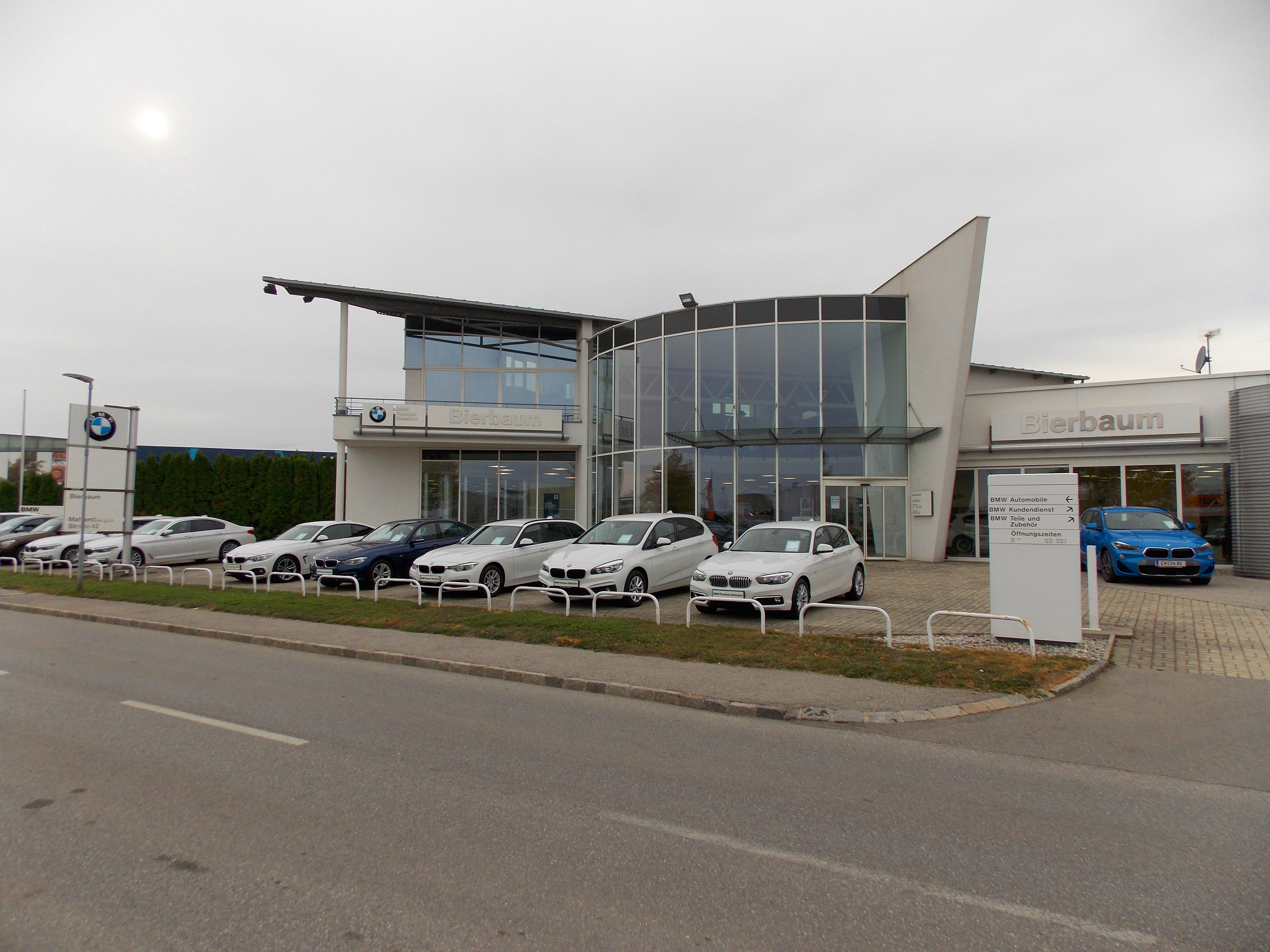 Bilder BMW Bierbaum GesmbH