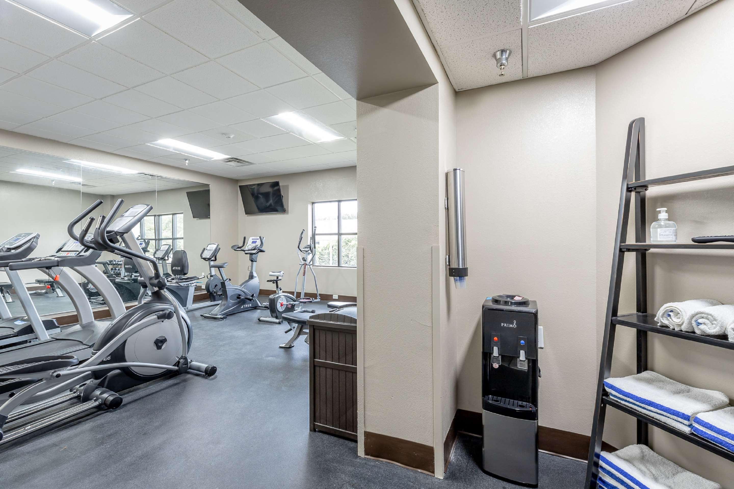 Best Western East Ridge HD gym