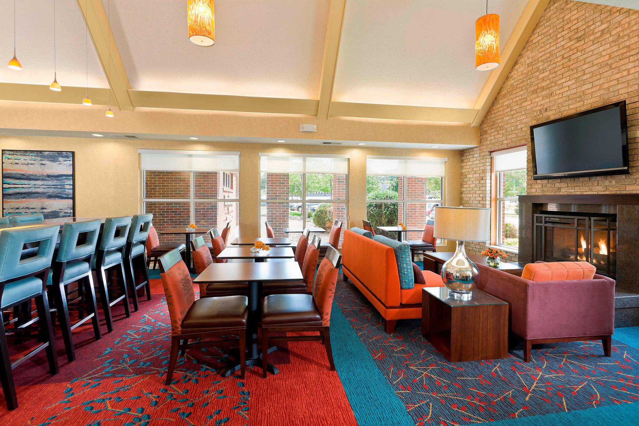 Residence Inn by Marriott Cedar Rapids Photo