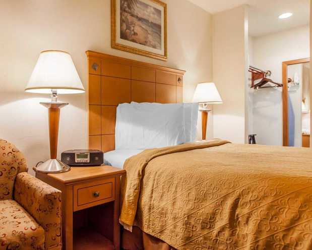 Images Rodeway Inn