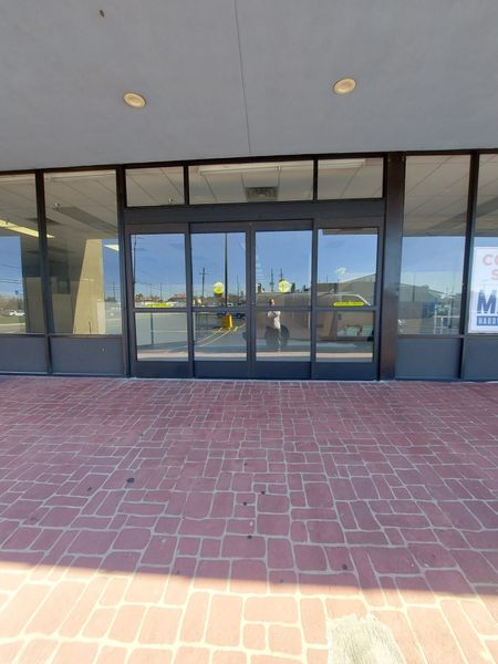 CMS Automatic Door Image