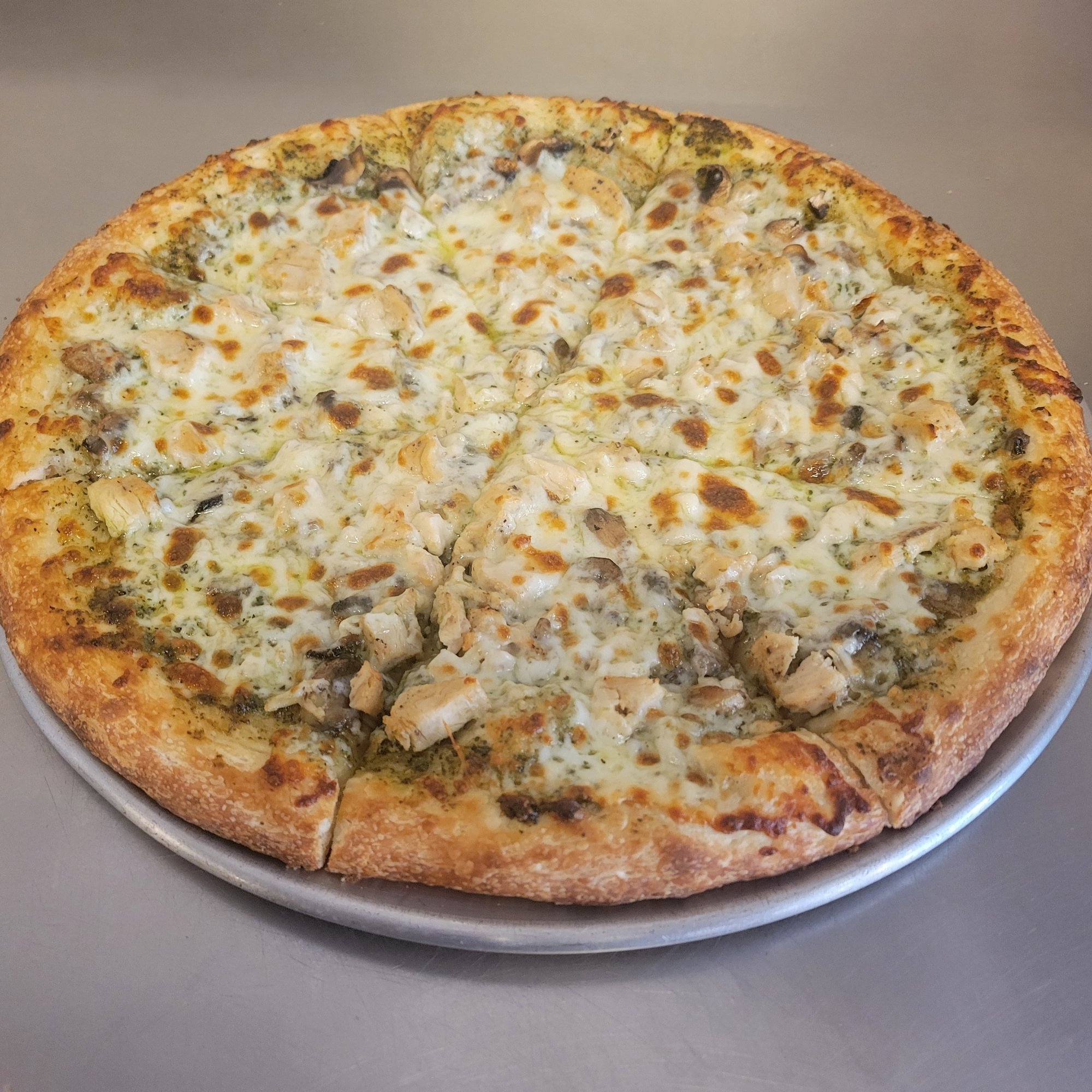 Pesto Chicken Special Pizza