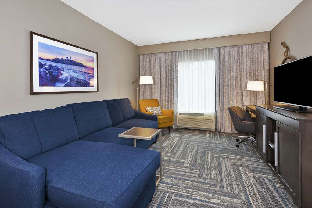 Hampton Inn & Suites Wells-Ogunquit Image