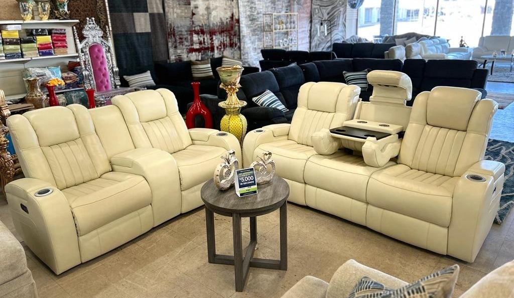 Cenova Sofa & Loveseat
