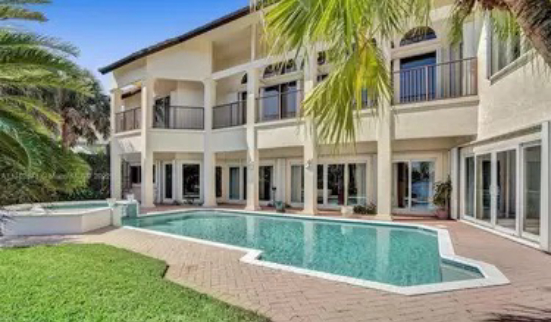 Rubicon Construction Specialists Logo