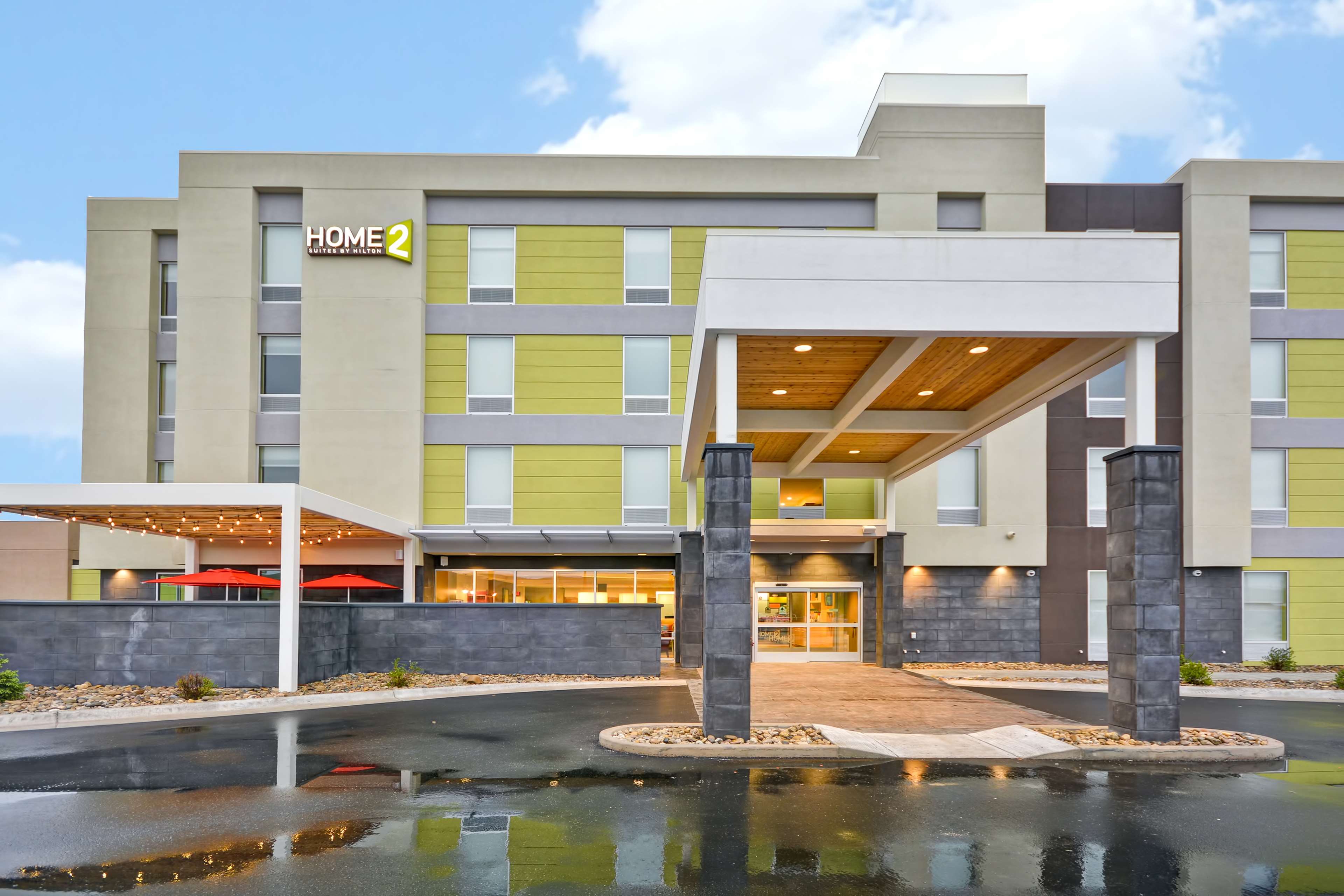 Home2 Suites by Hilton Rapid City 621 Watiki Way Box Elder, SD Hotels