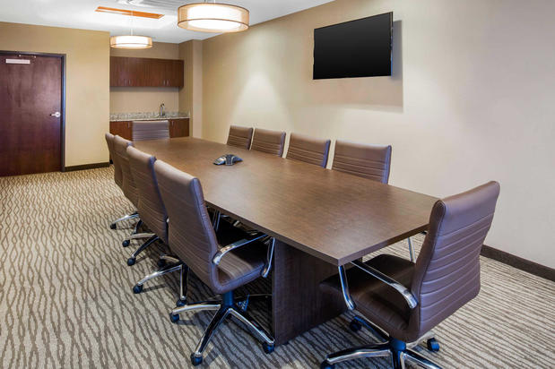 Images Comfort Inn & Suites