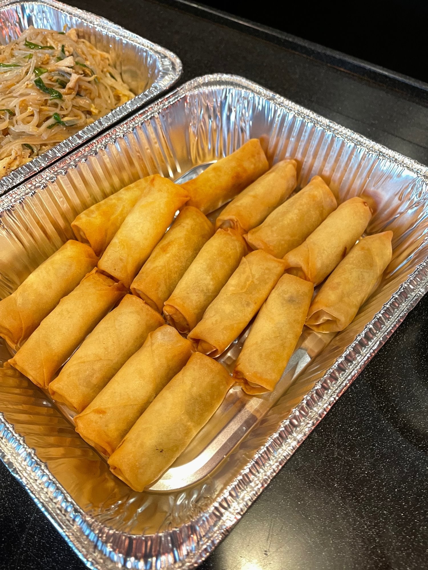 Tray Spring Rolls (20 pcs)