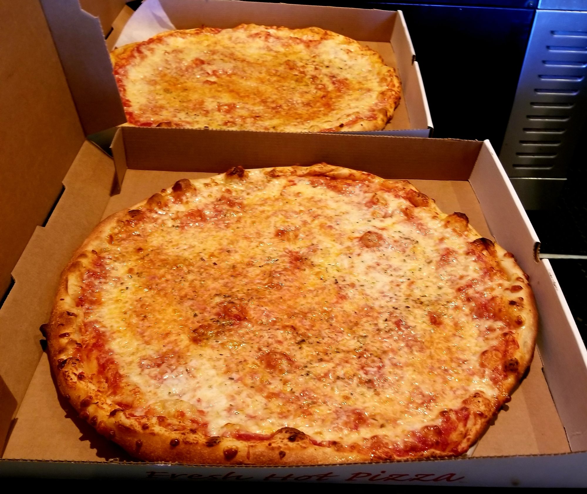 Cheese pizza