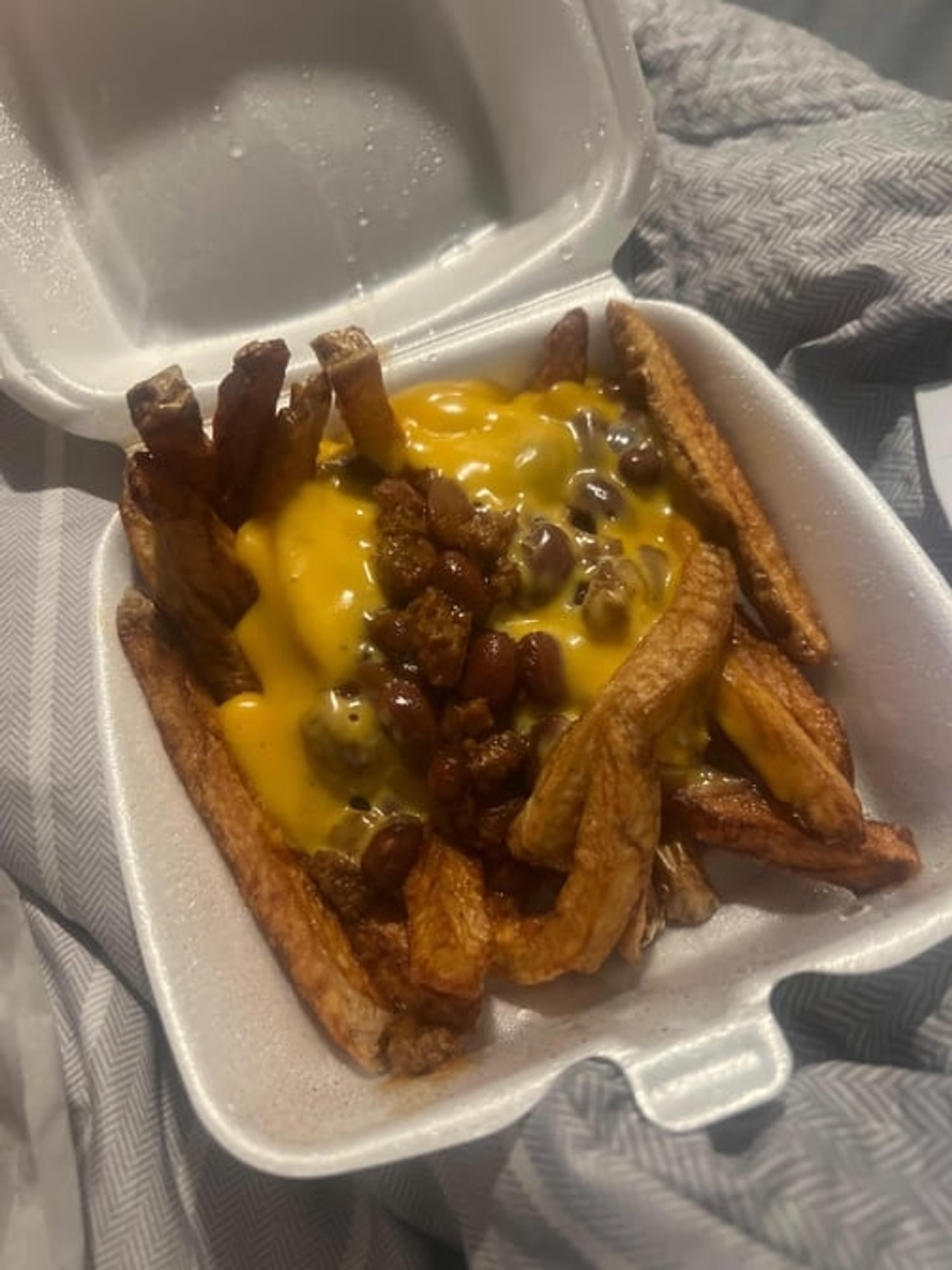 Fries or Tots with Chili & Cheese