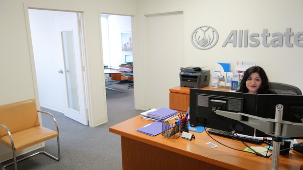 Images Wil Eanes: Allstate Insurance