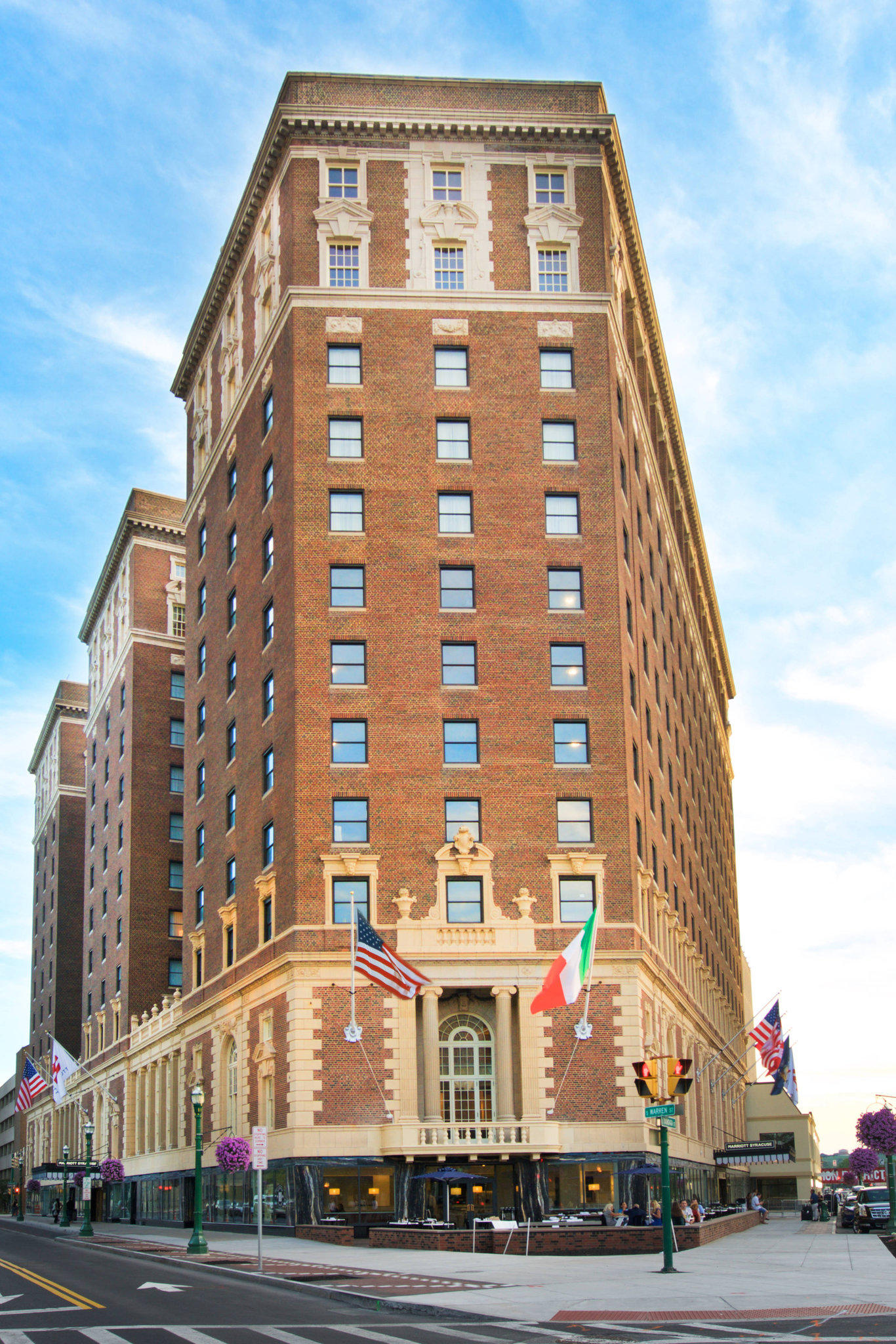 Marriott Syracuse Downtown Photo