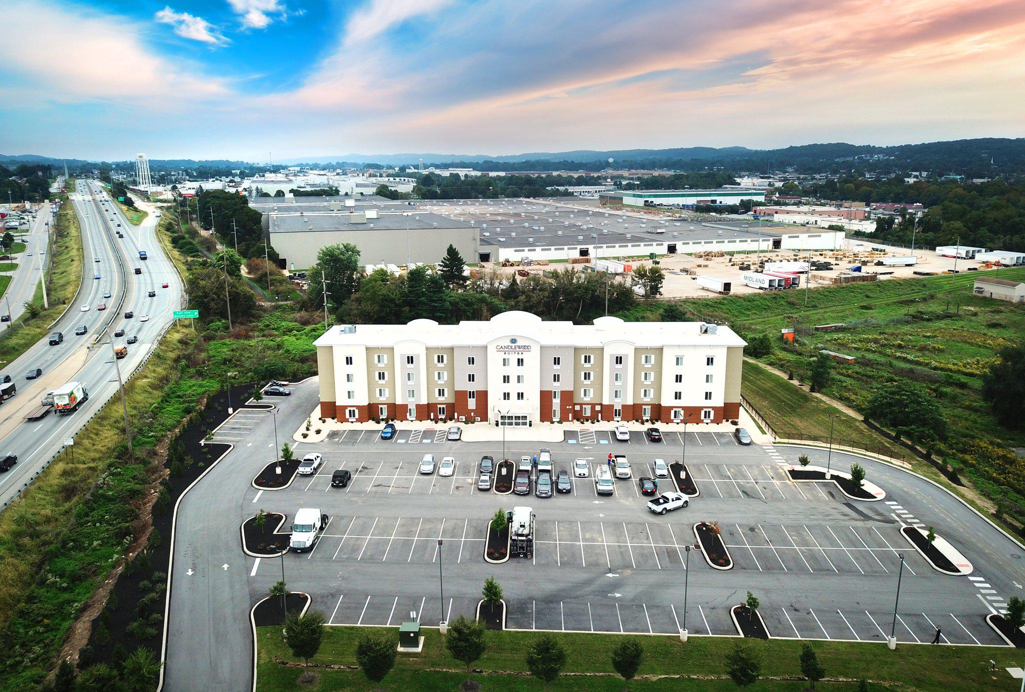 Candlewood Suites York Photo