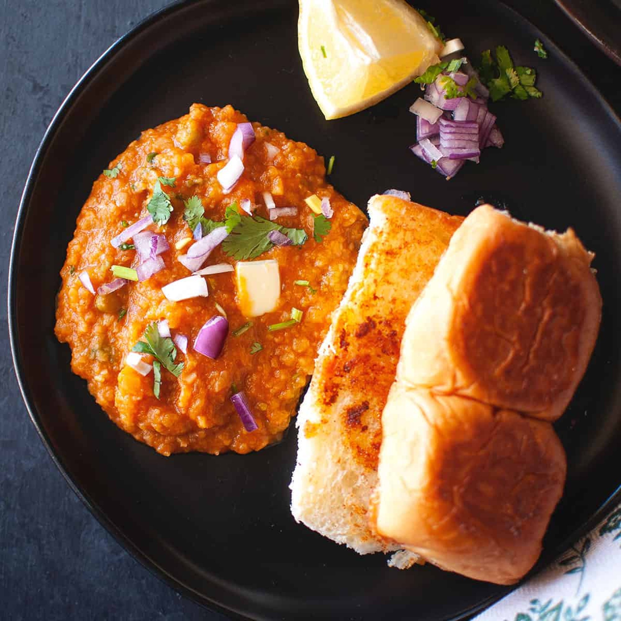 Kaarakhaana Pav Bhaji