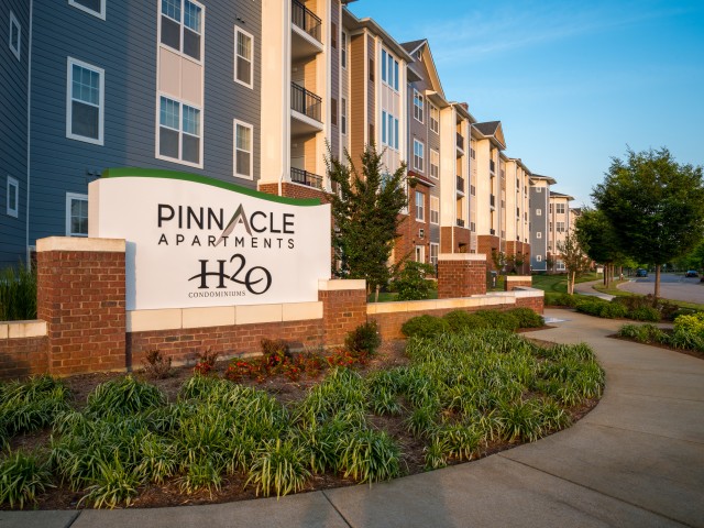 Pinnacle Apartments Photo