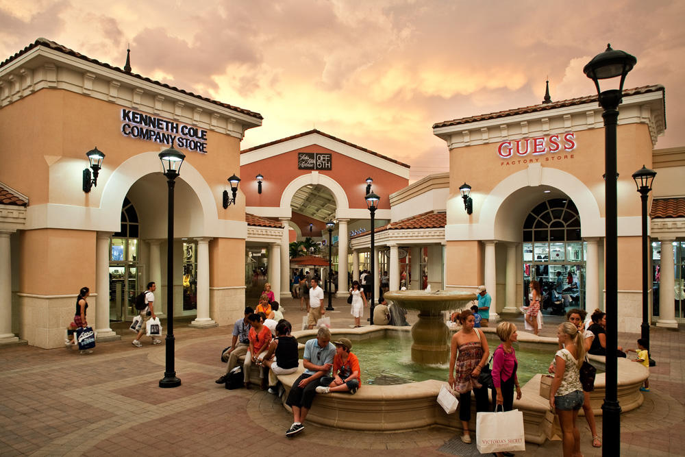 Orlando International Premium Outlets Closest Outlets To Universal 