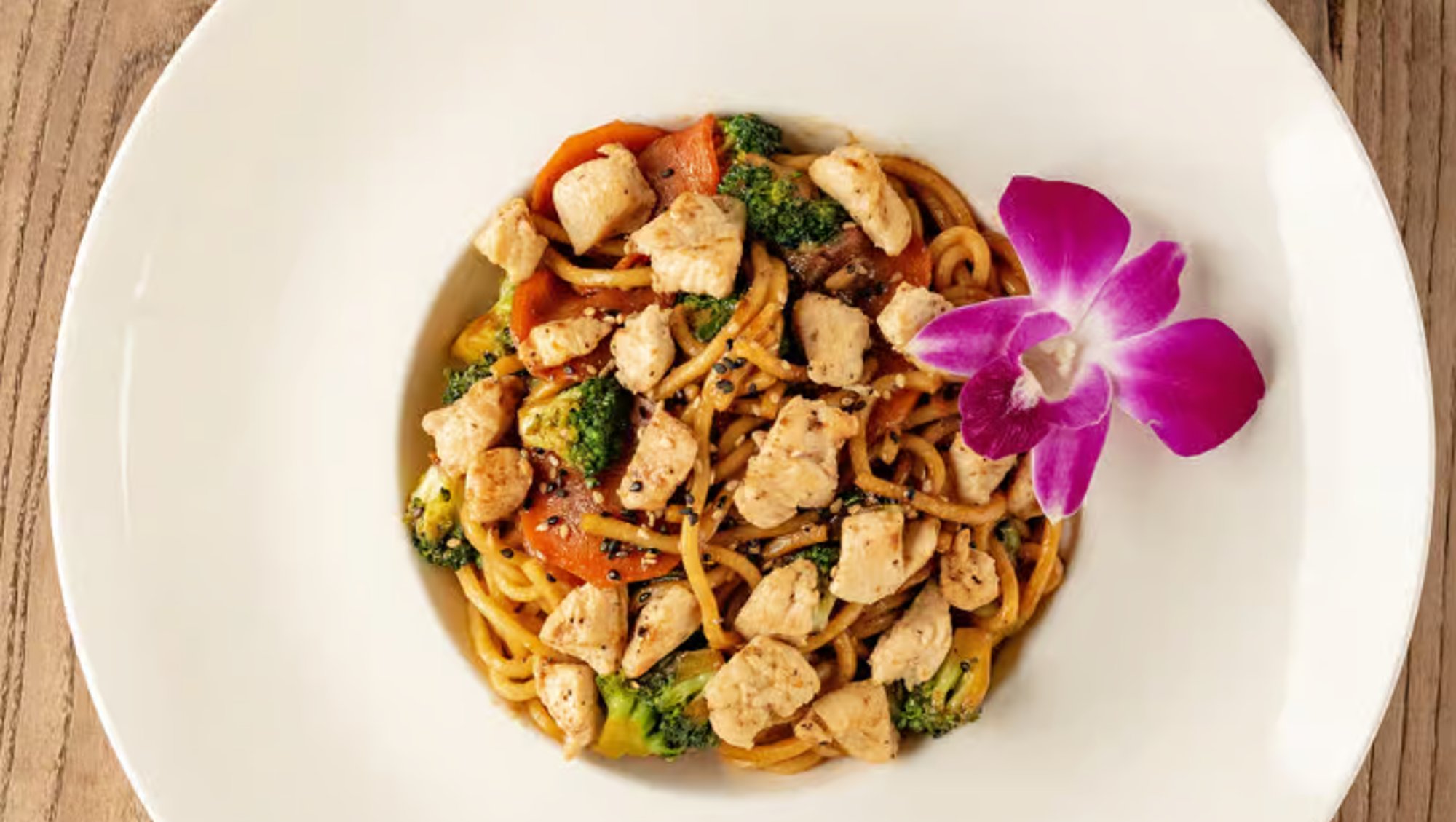 YAKISOBA CHICKEN