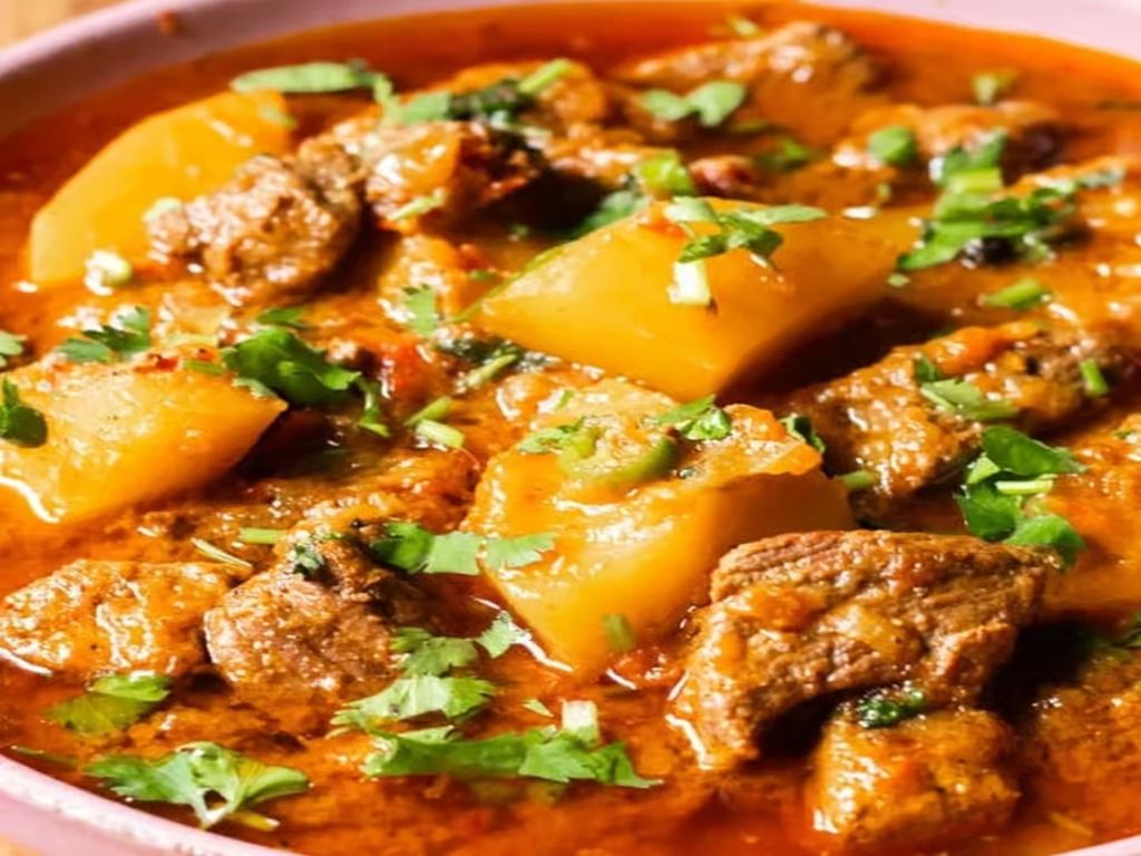 Aloo Goat