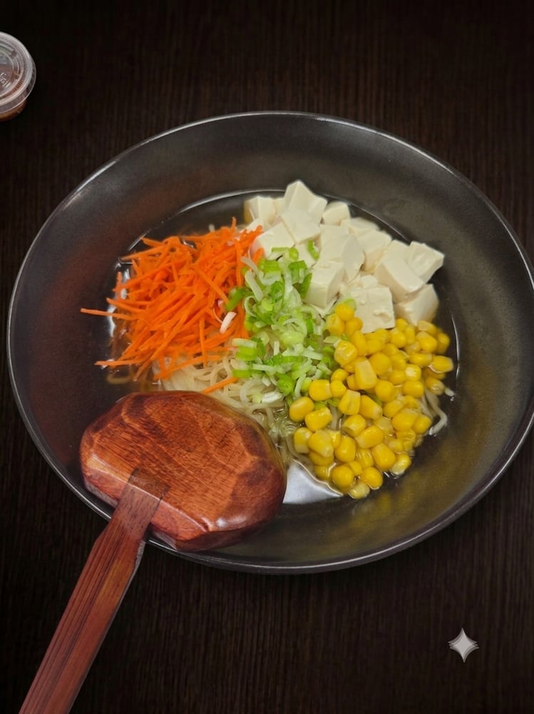 R4 Veggie Ramen