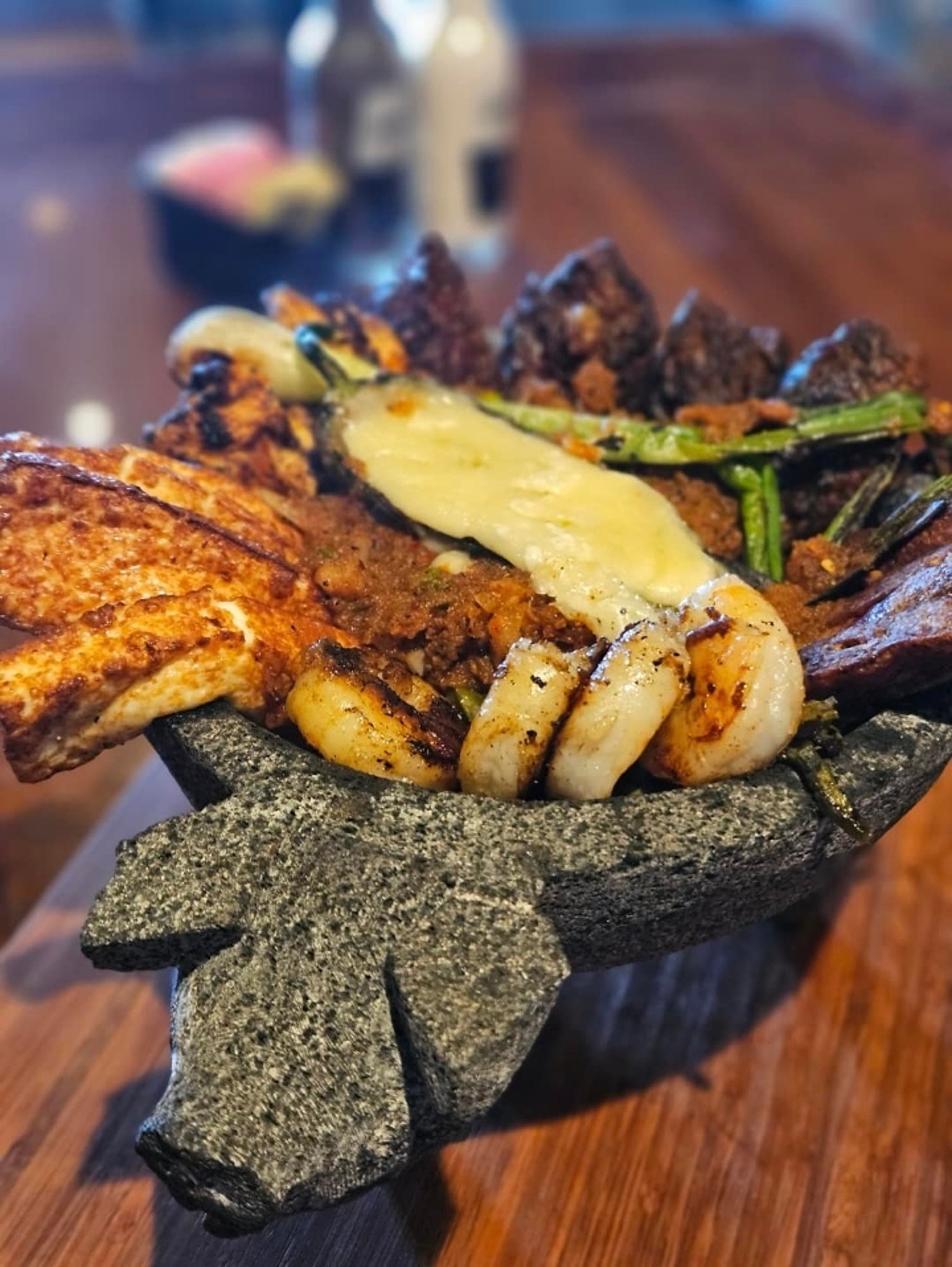 MOLCAJETE