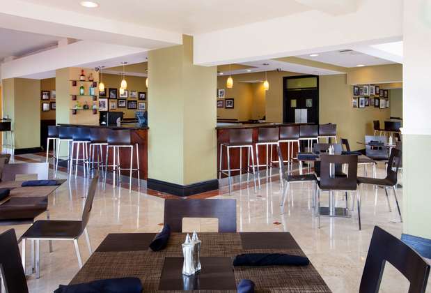 Images Bahia Mar Fort Lauderdale Beach - a DoubleTree by Hilton Hotel