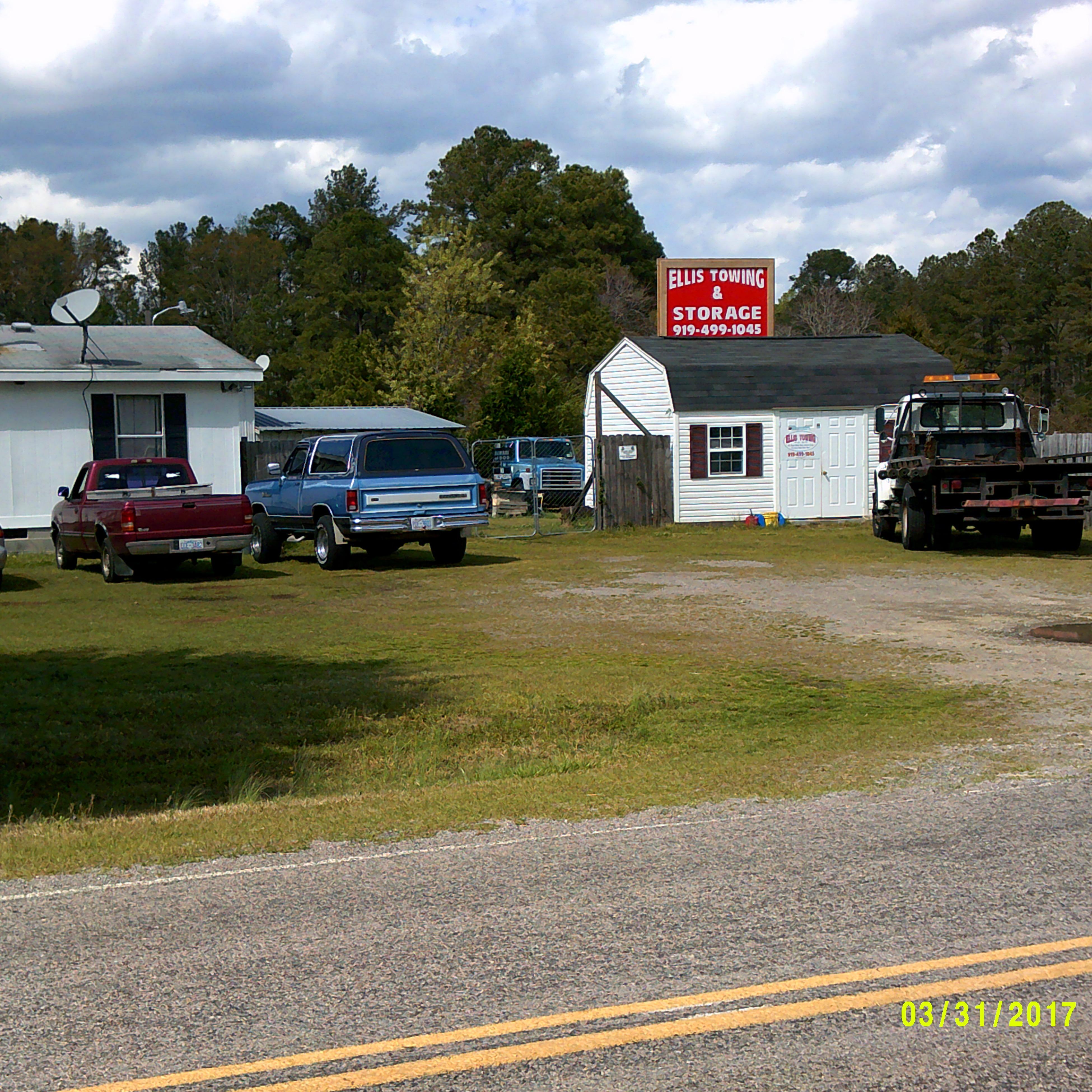 Ellis Towing and Storage Logo