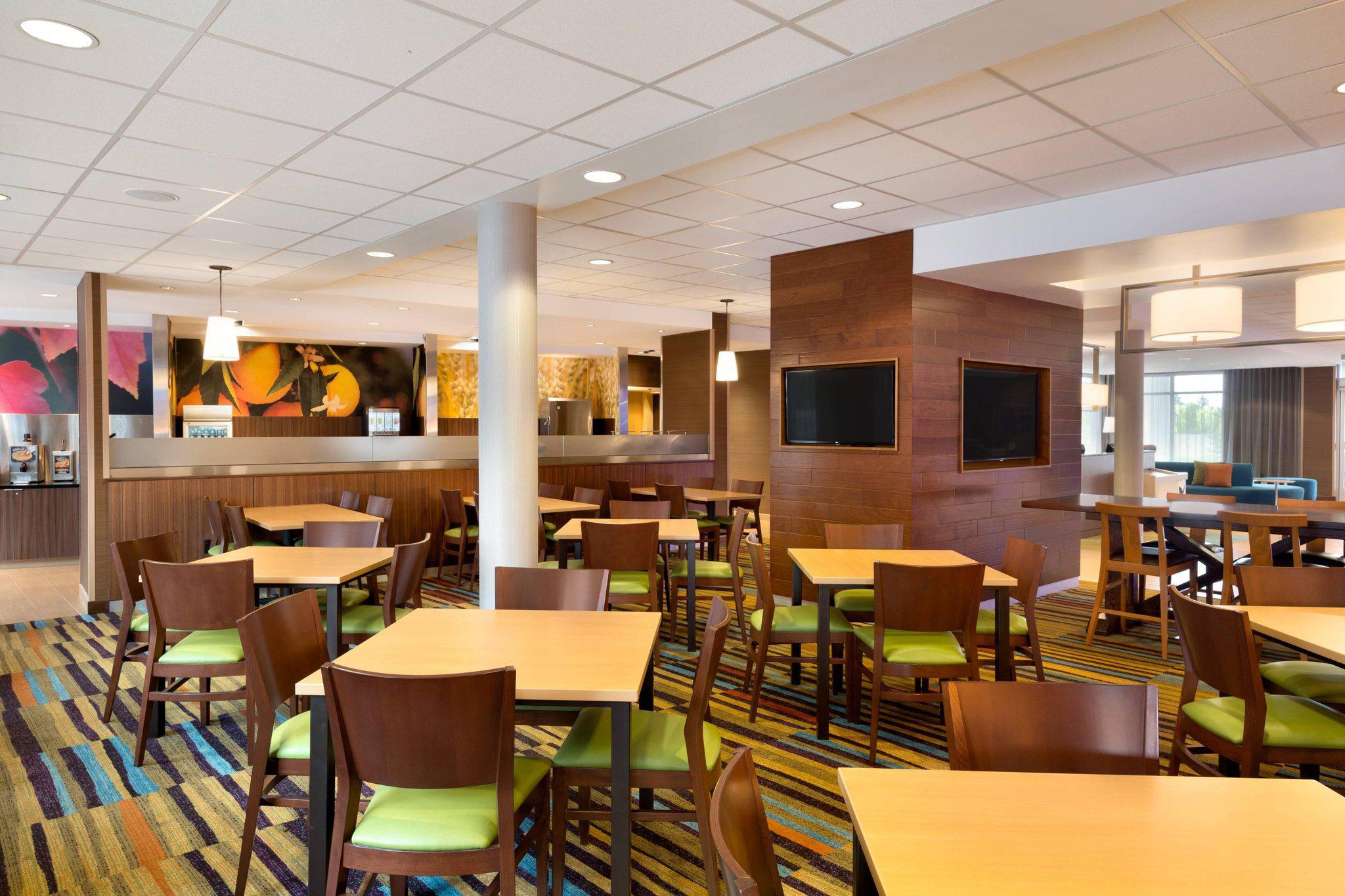 Fairfield Inn & Suites by Marriott Lancaster East at The Outlets Photo