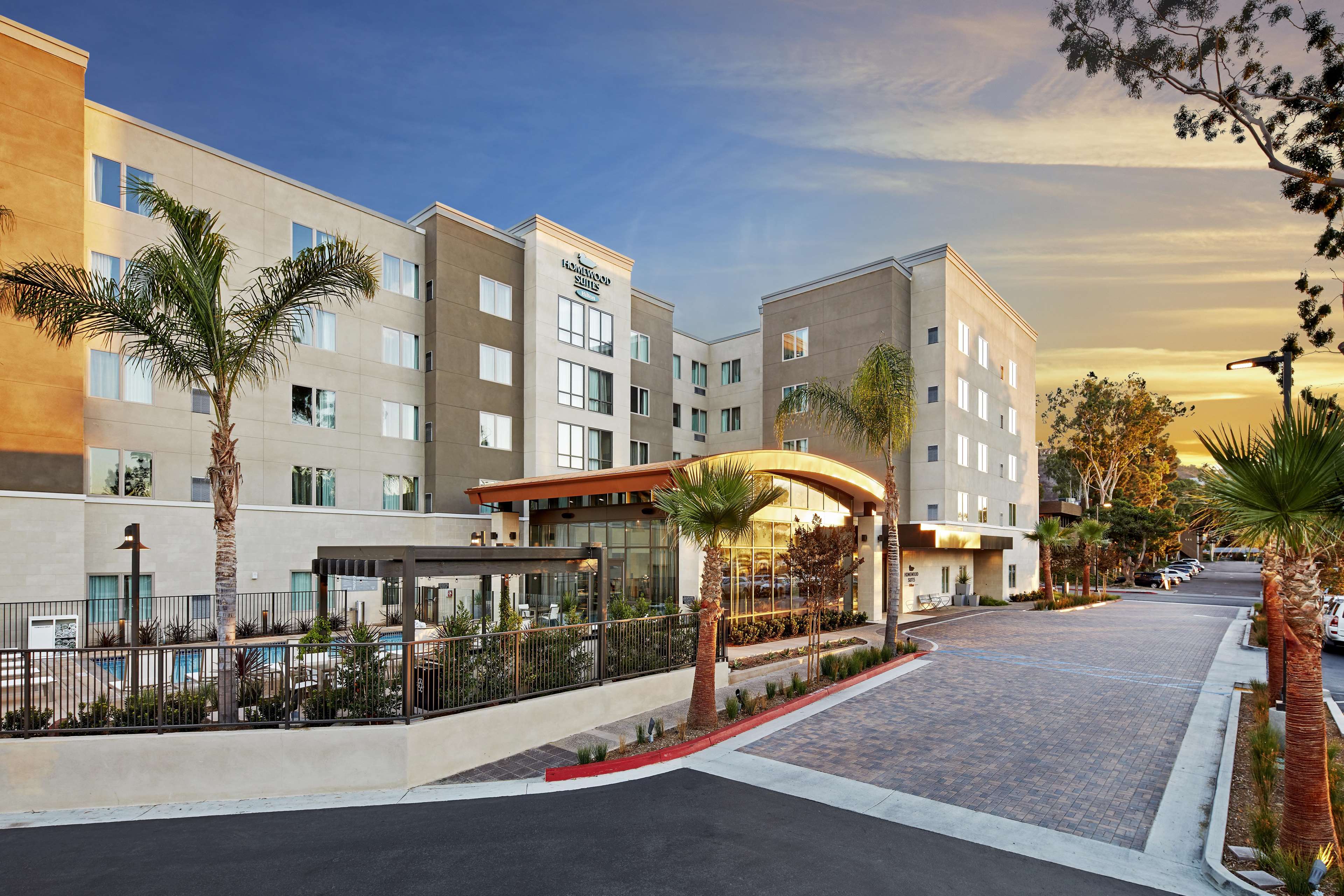 Homewood Suites by Hilton San Diego Mission Valley/Zoo Photo