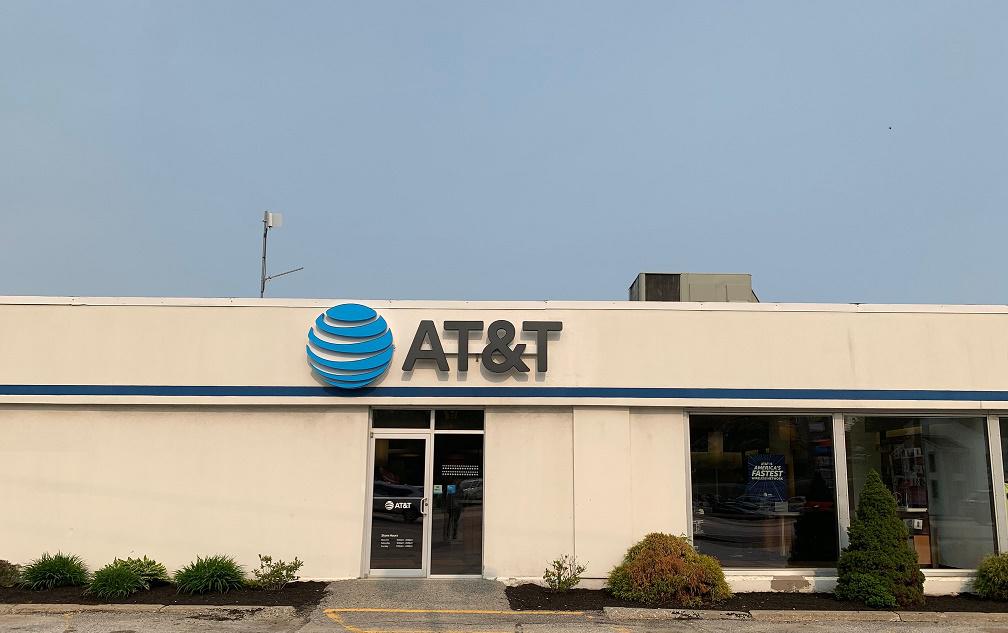 AT&T Store Photo