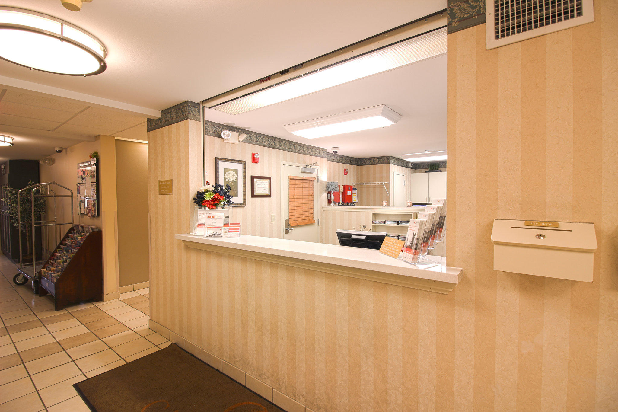 Candlewood Suites St. Louis Photo