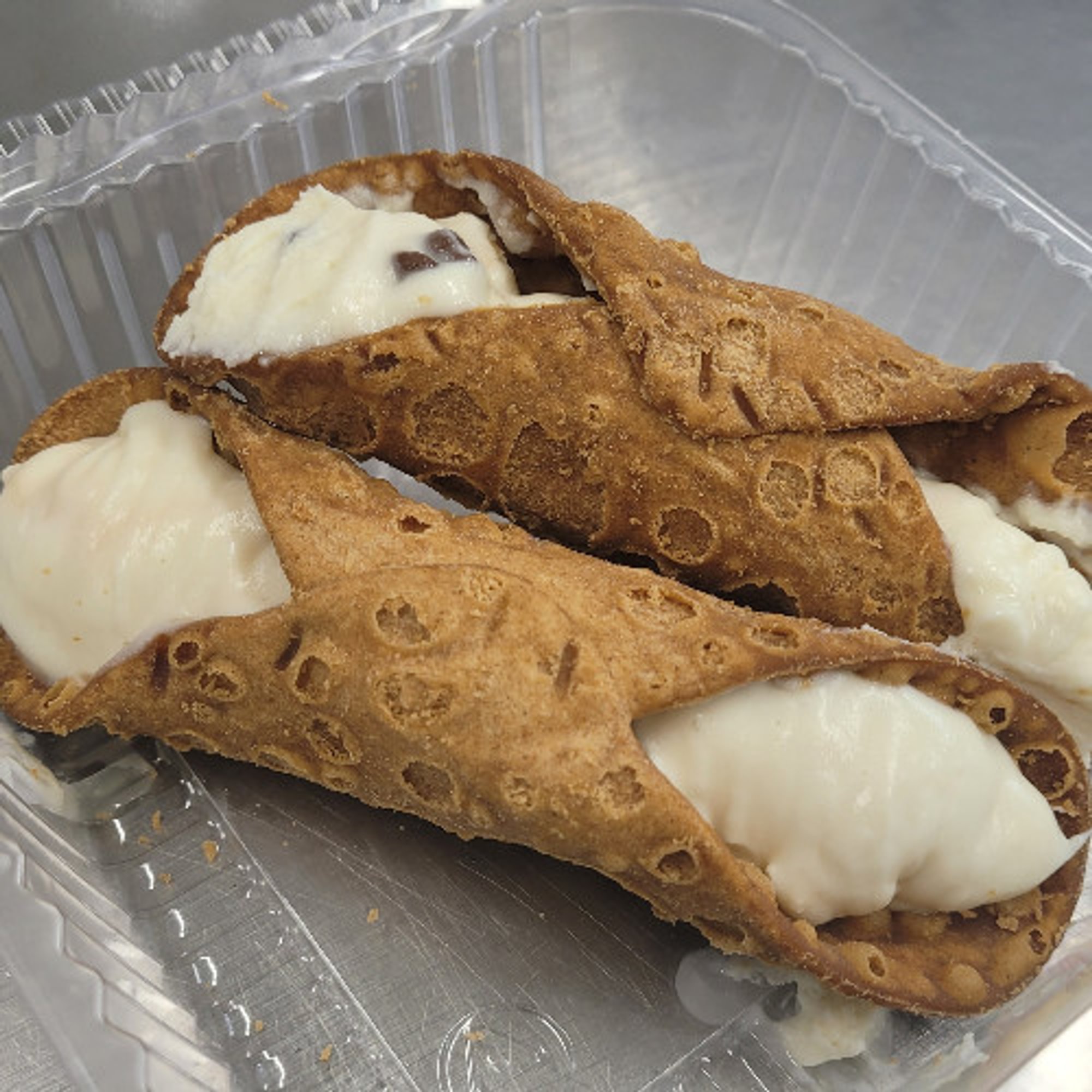 Canolli (2)
