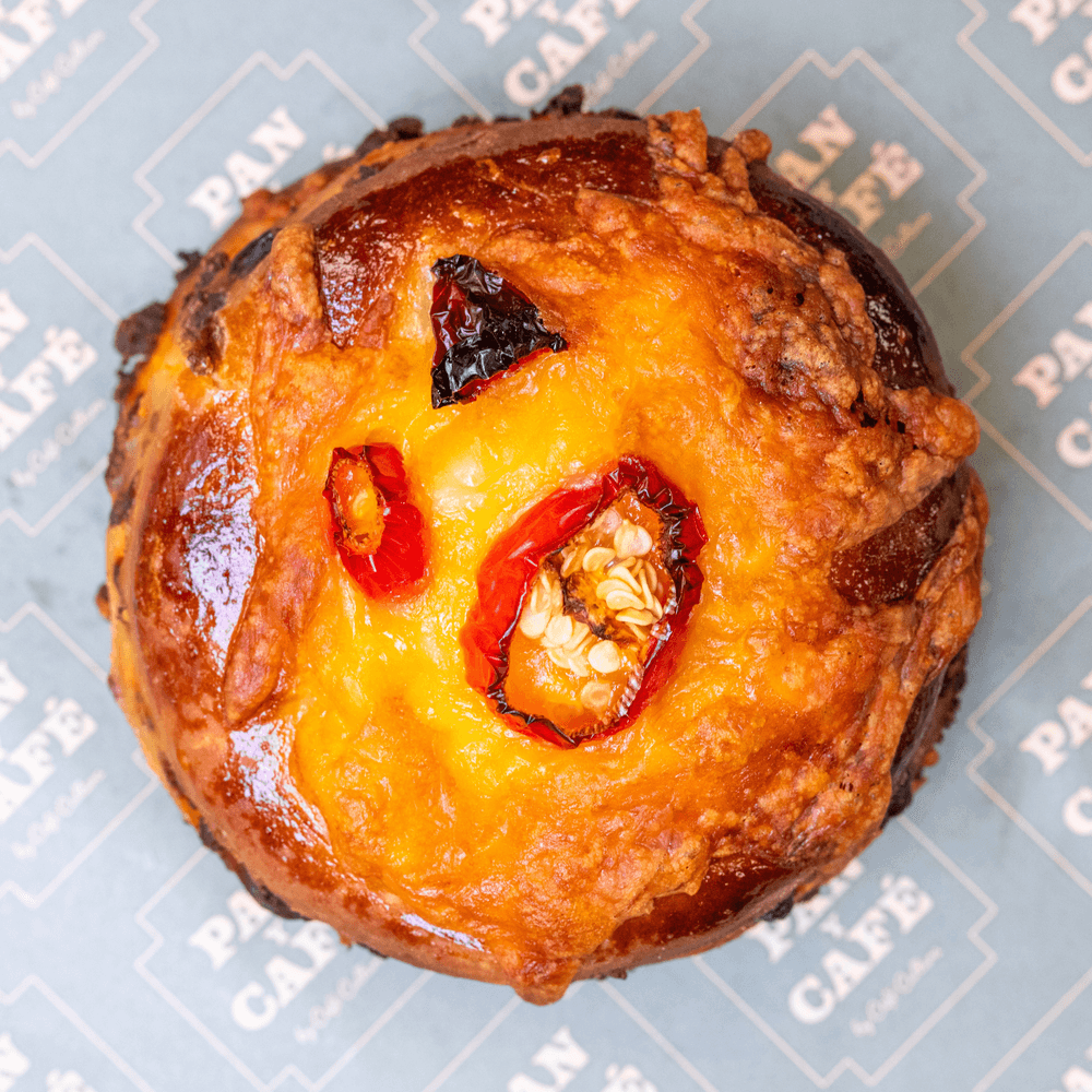 Ombligo Biscuit Chorizo & Cheese